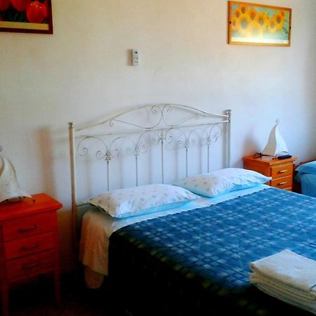 B&B Santa Sabina Torre Santa Sabina Rum bild
